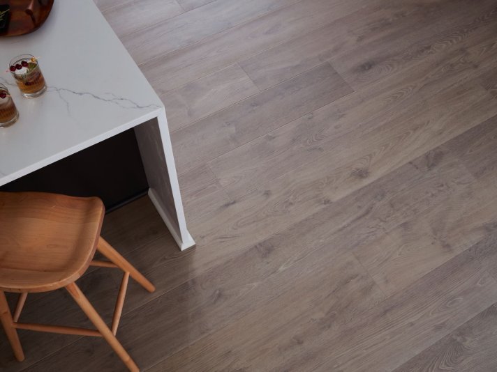 Karastan Laminate flooring ad