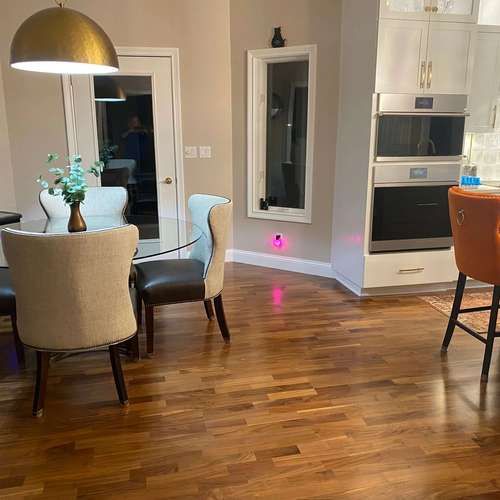 Small plank hardwood flooring